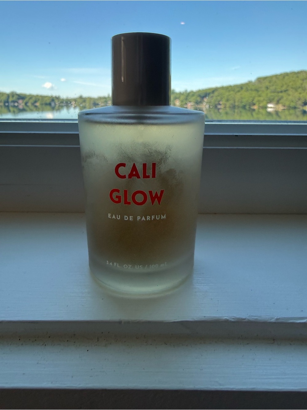 CALI GLOW Eau De Parfum 3.4 FL OZ *New* Warm, Citrus Scented Perfume Spray - Picture 2 of 4